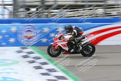 media/May-29-2022-Fastrack Riders_ [[fc0f8b1a06]]/Level 3/Start Finish/